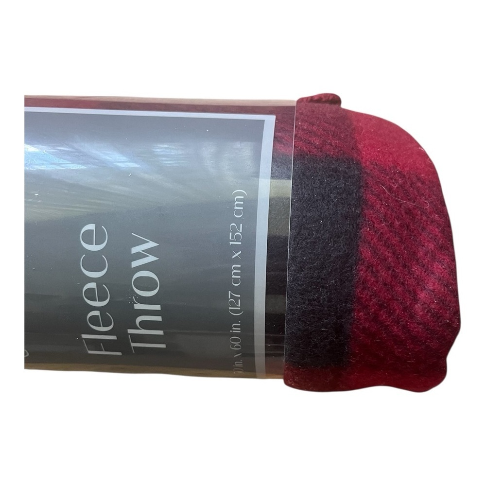 NWOT Comfort Bay Buffalo plaid fleece throw blanket  black burgundy 50 in x60 in - Picture 5 of 5